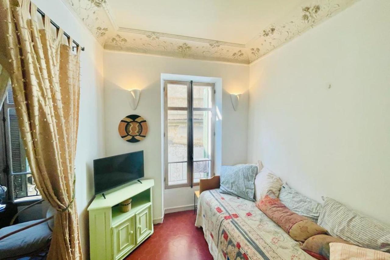 Bnb Renting Great Studio In The Heart Of Cannes Old City Neighbourhood ! Villa Екстериор снимка